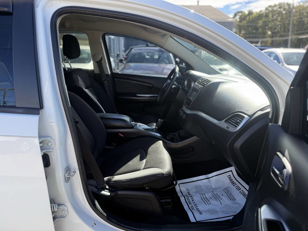 Used 2014 Dodge Journey SXT image 11