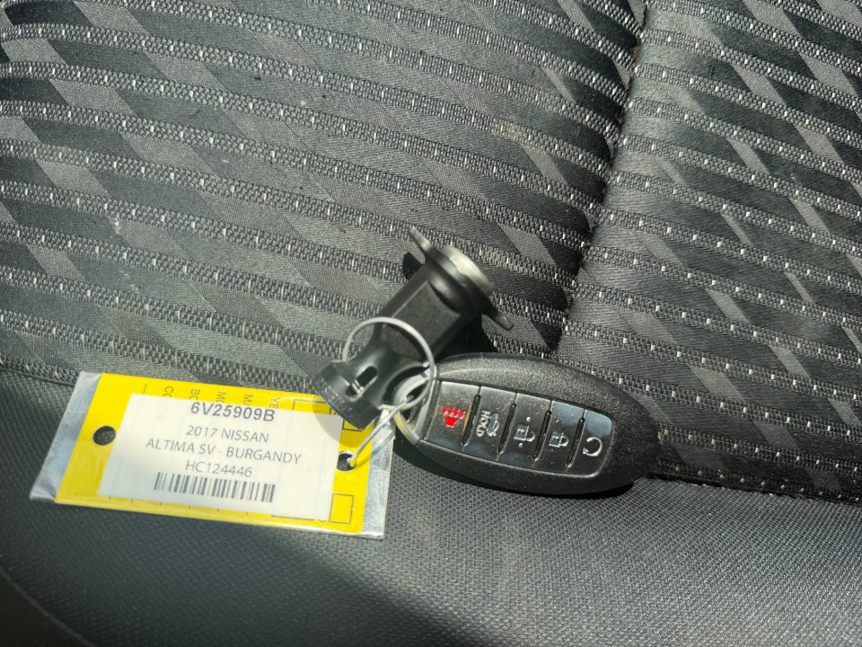 Used 2017 Nissan Altima 2.5 SV FWD image 34