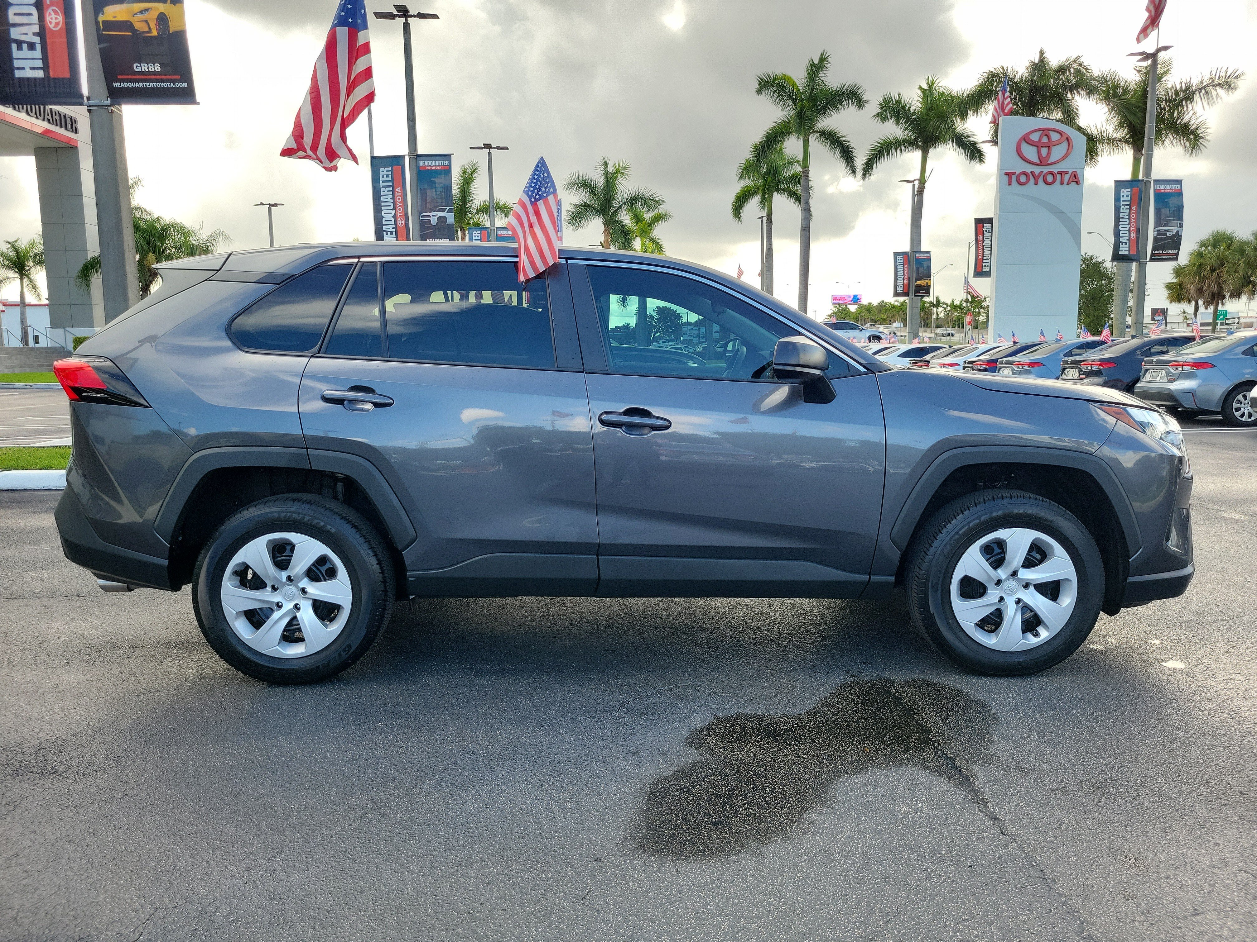 Used 2024 Toyota RAV4 LE FWD image 13