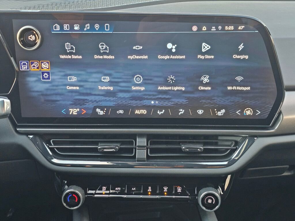 New 2026 Chevrolet Equinox EV RS FWD image 13