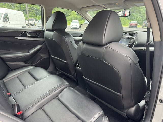 Used 2017 Nissan Maxima 3.5 SV FWD image 12
