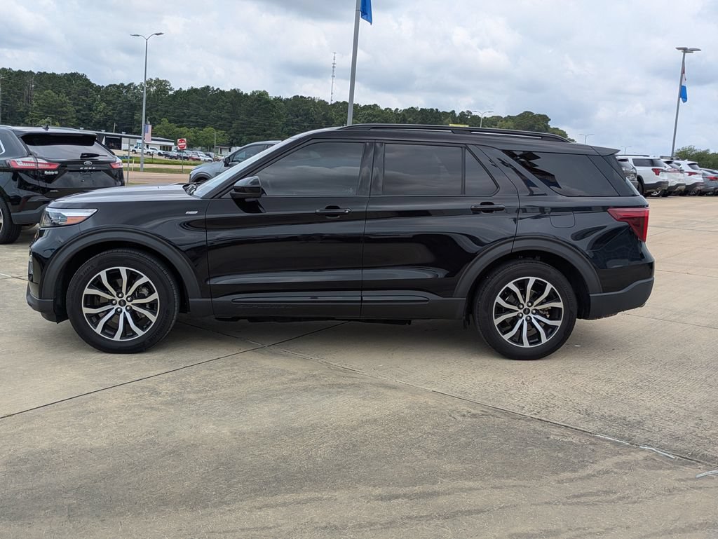 Used 2022 Ford Explorer ST-Line RWD image 5