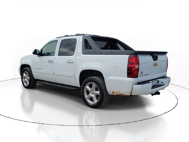 Used 2012 Chevrolet Avalanche LT w/ All-Star Edition AWD/4WD image 3