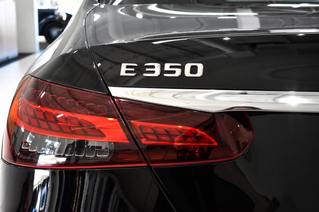 Certified 2021 Mercedes-Benz E 350 4MATIC Sedan image 14