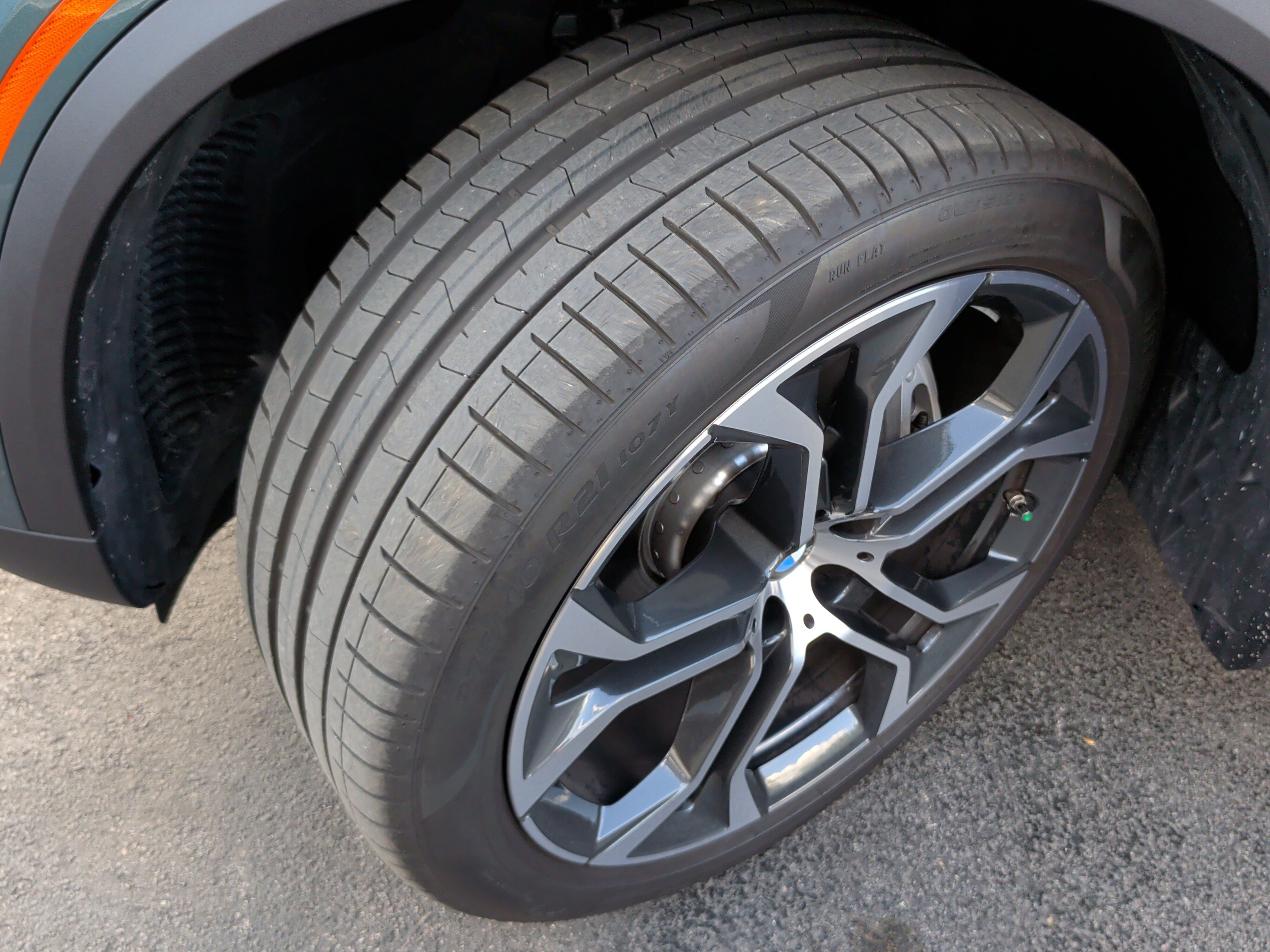 Used 2026 BMW X5 xDrive40i w/ Climate Comfort Package image 13
