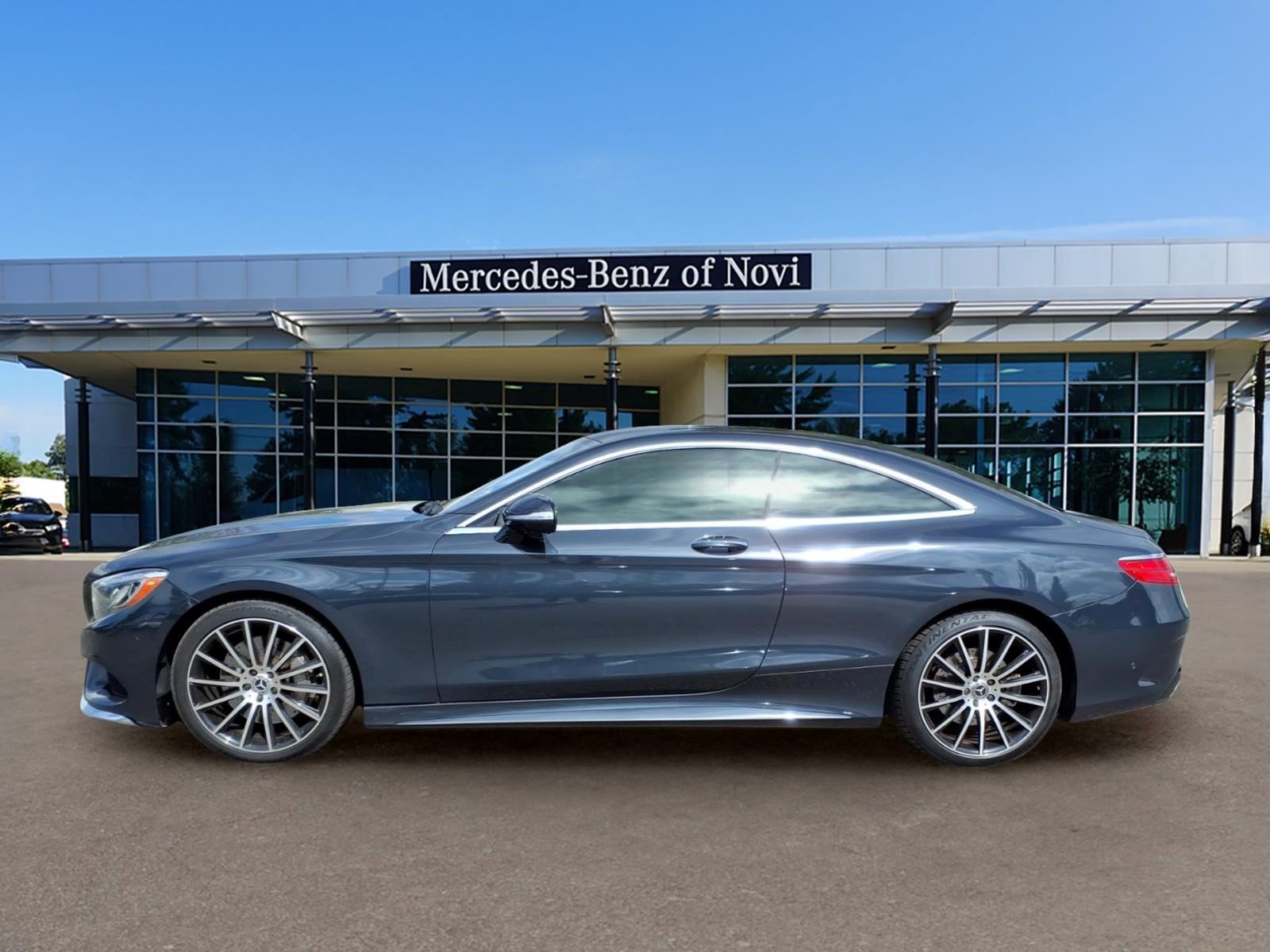 Used 2016 Mercedes-Benz S 550 4MATIC Coupe image 2