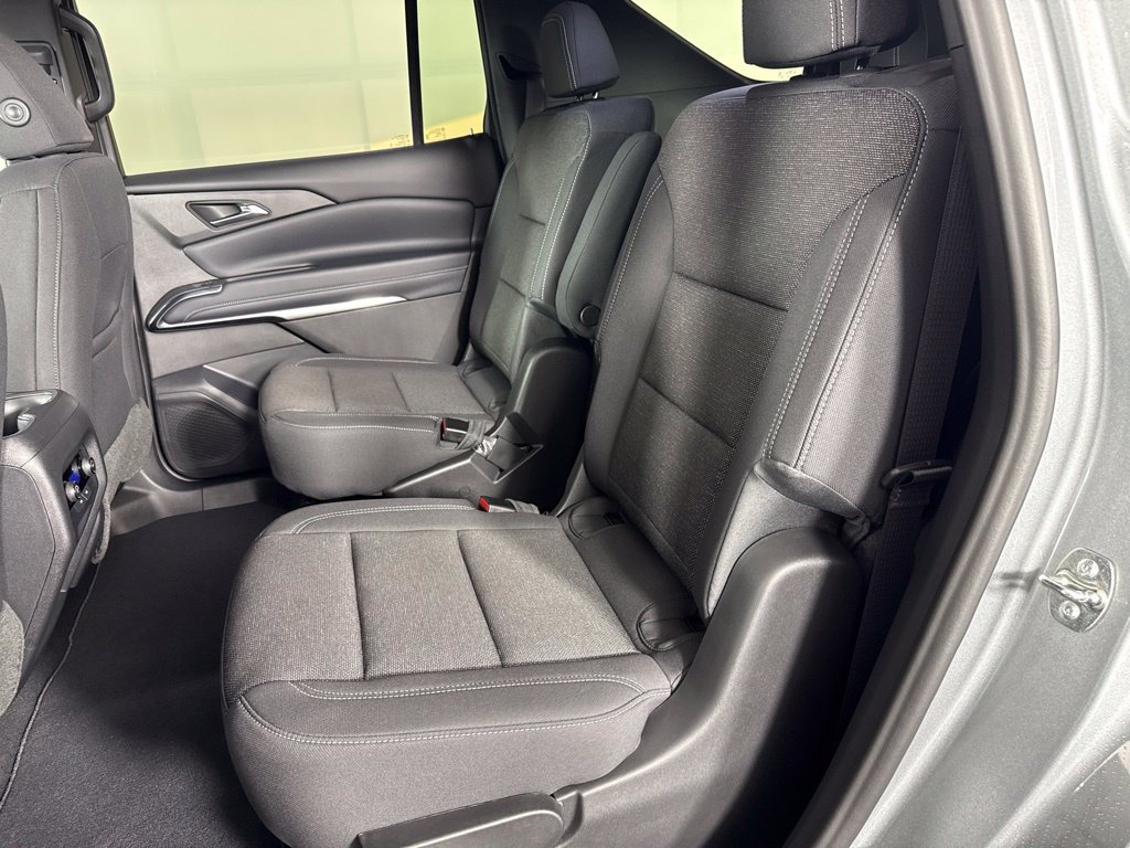 New 2027 Chevrolet Traverse LT FWD image 26