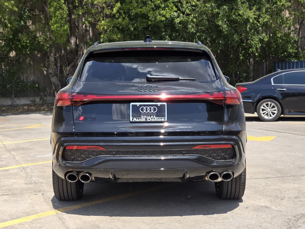 New 2026 Audi SQ5 Prestige AWD/4WD image 9