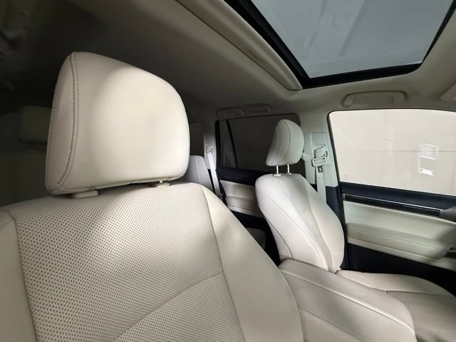 Used 2023 Lexus GX 460 Premium AWD/4WD image 34