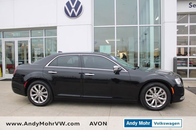 Used 2016 Chrysler 300 C image 7