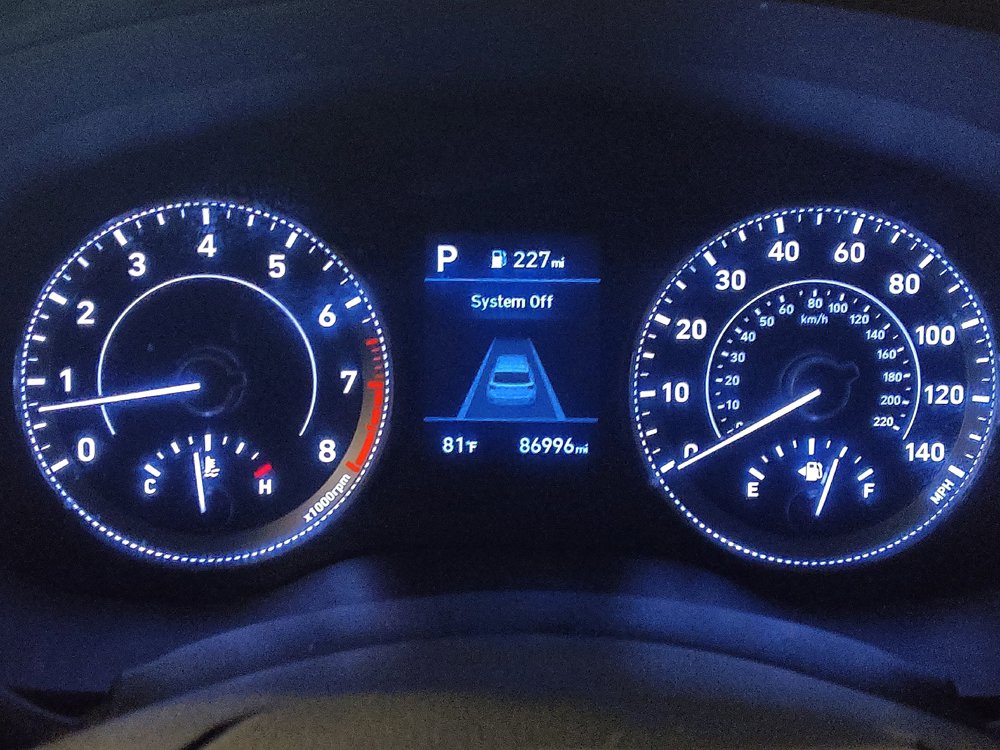 Used 2021 Hyundai Venue SEL FWD image 23