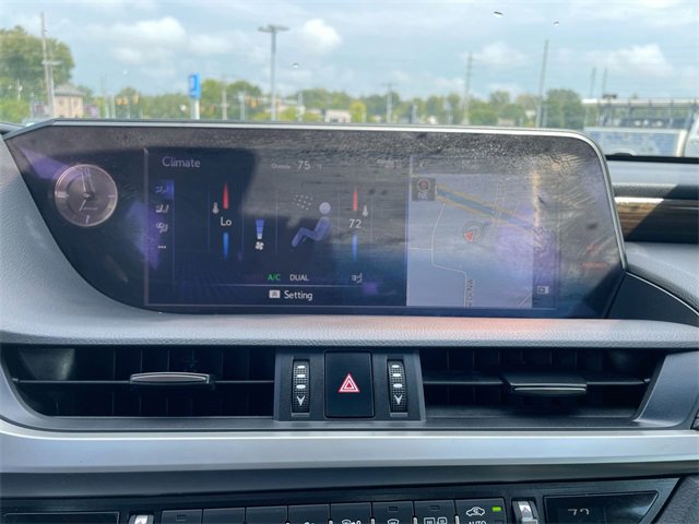 Used 2019 Lexus ES 300h w/ Premium Package image 20