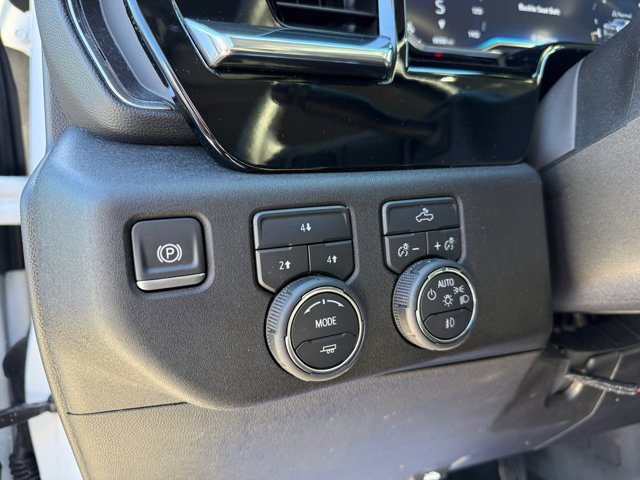 Certified 2025 Chevrolet Silverado 2500 LT w/ Convenience Package image 21