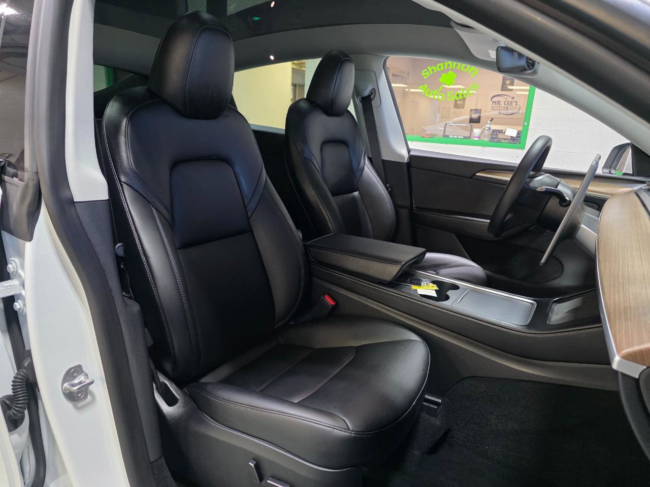 Used 2023 Tesla Model Y Long Range image 25