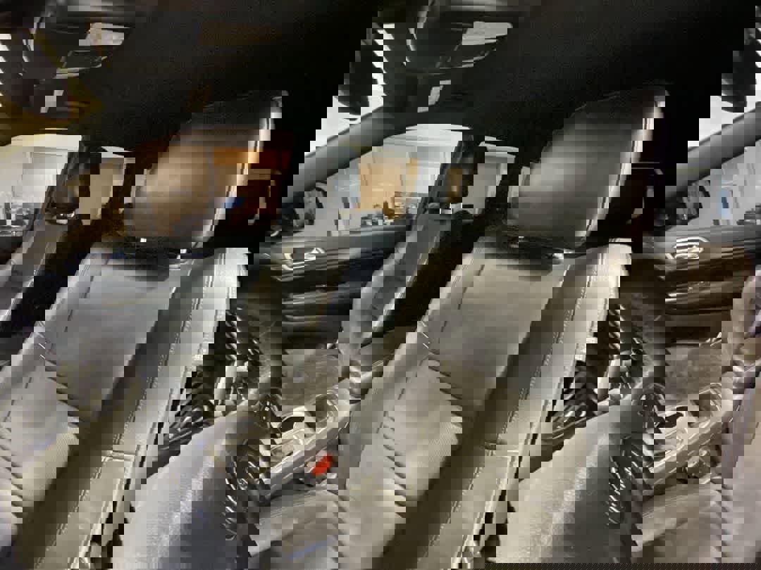 Used 2018 Jeep Grand Cherokee Altitude image 13