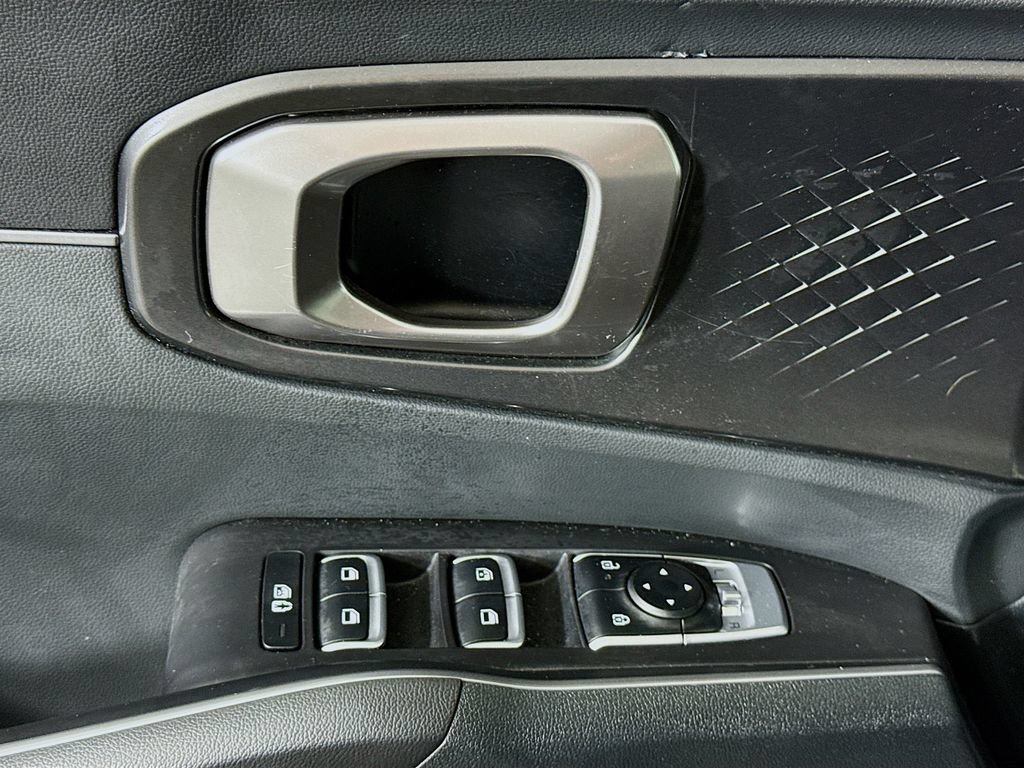 Used 2025 Kia Sorento S AWD/4WD image 23