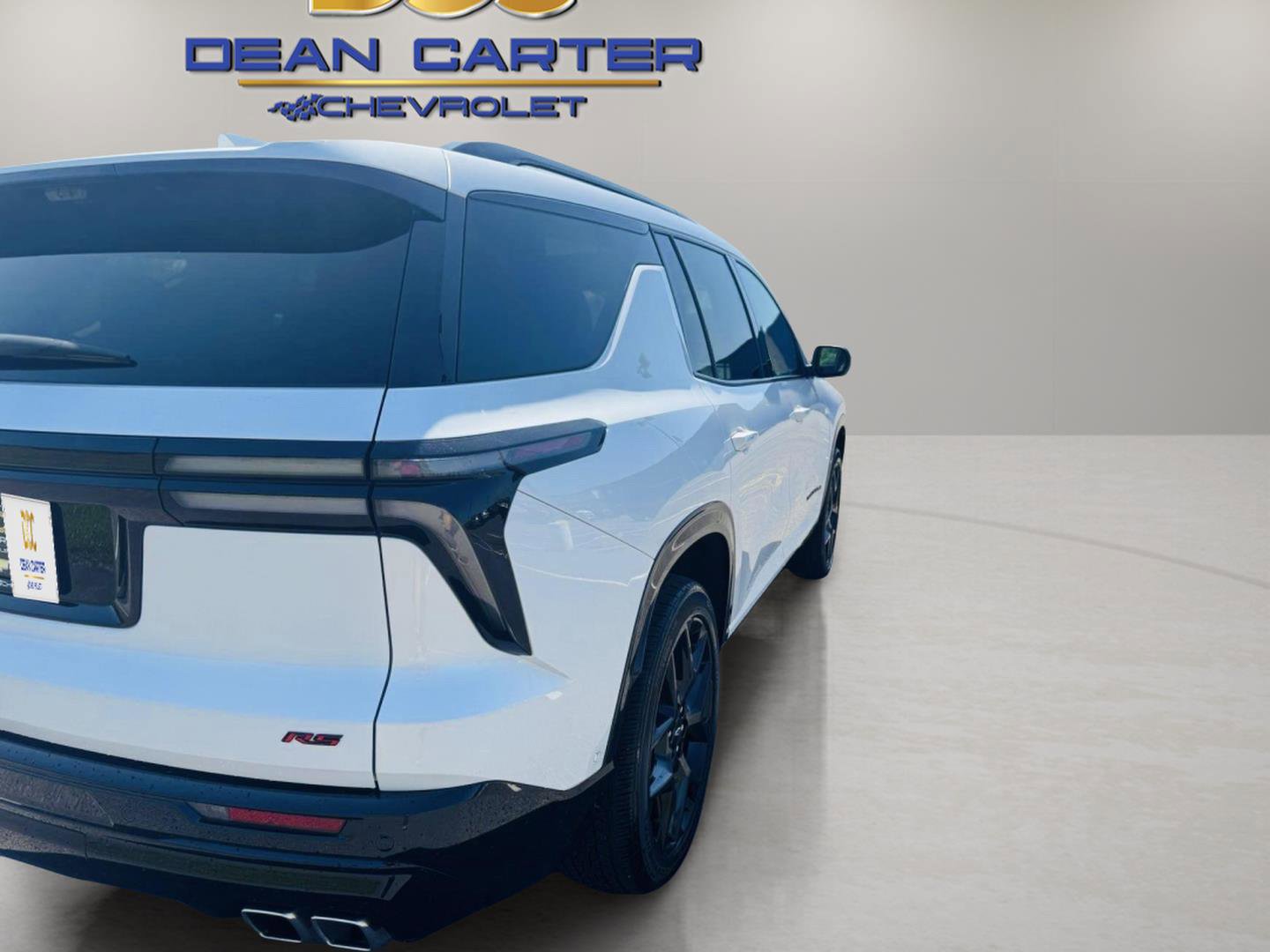 Used 2024 Chevrolet Traverse RS FWD image 8