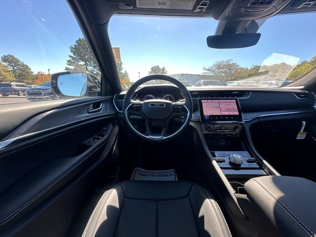 New 2025 Jeep Grand Cherokee L Overland AWD/4WD image 16