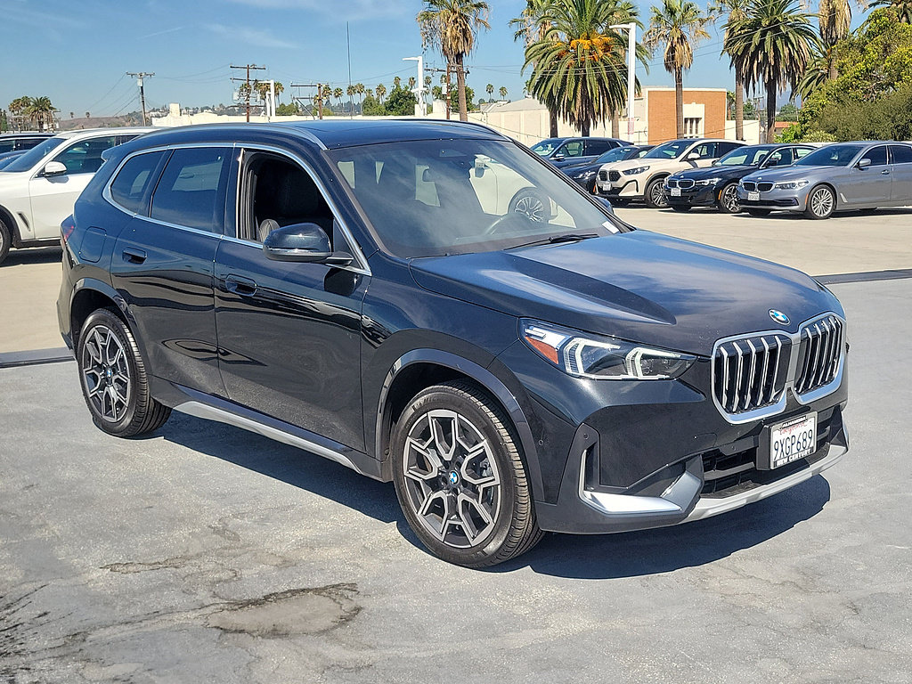 Used 2026 BMW X1 xDrive28i w/ Convenience Package AWD/4WD image 4