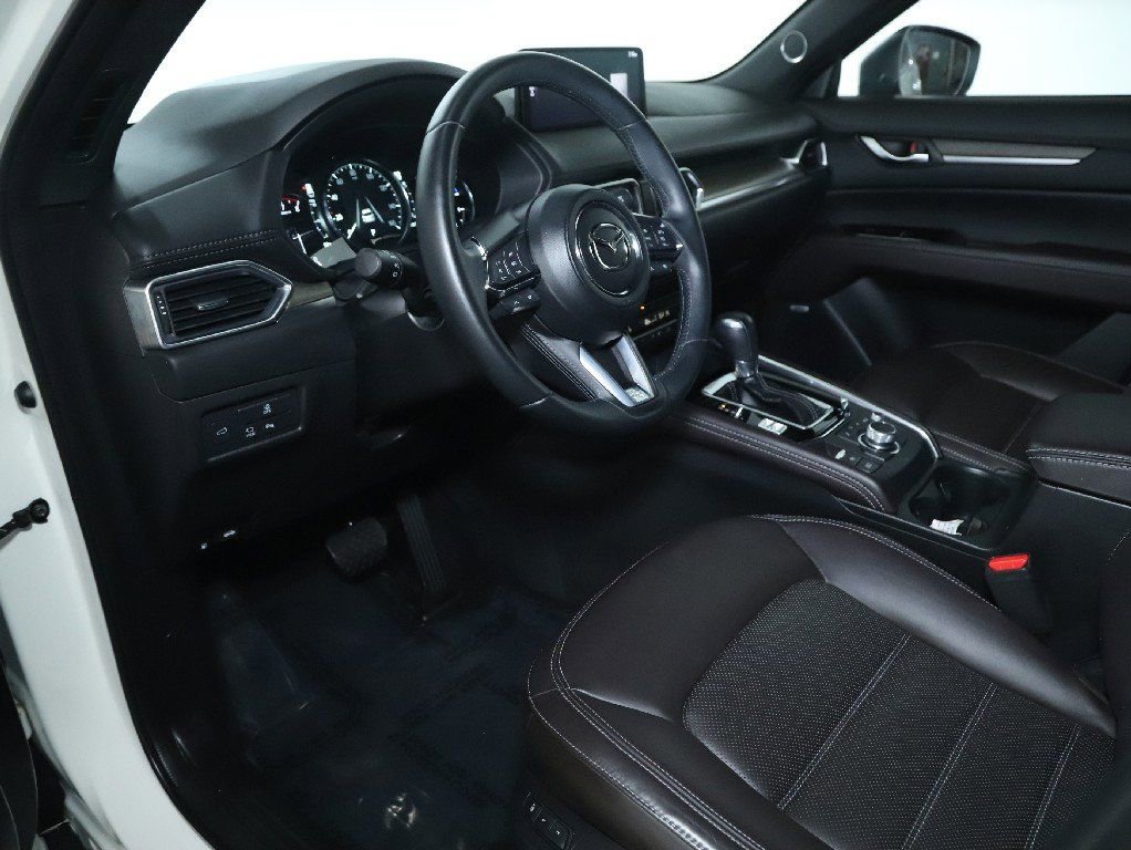 Used 2024 MAZDA CX-5 Signature image 17