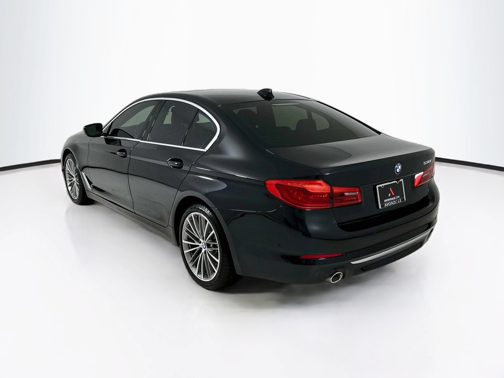 Used 2020 BMW 530i w/ Premium Package RWD image 6