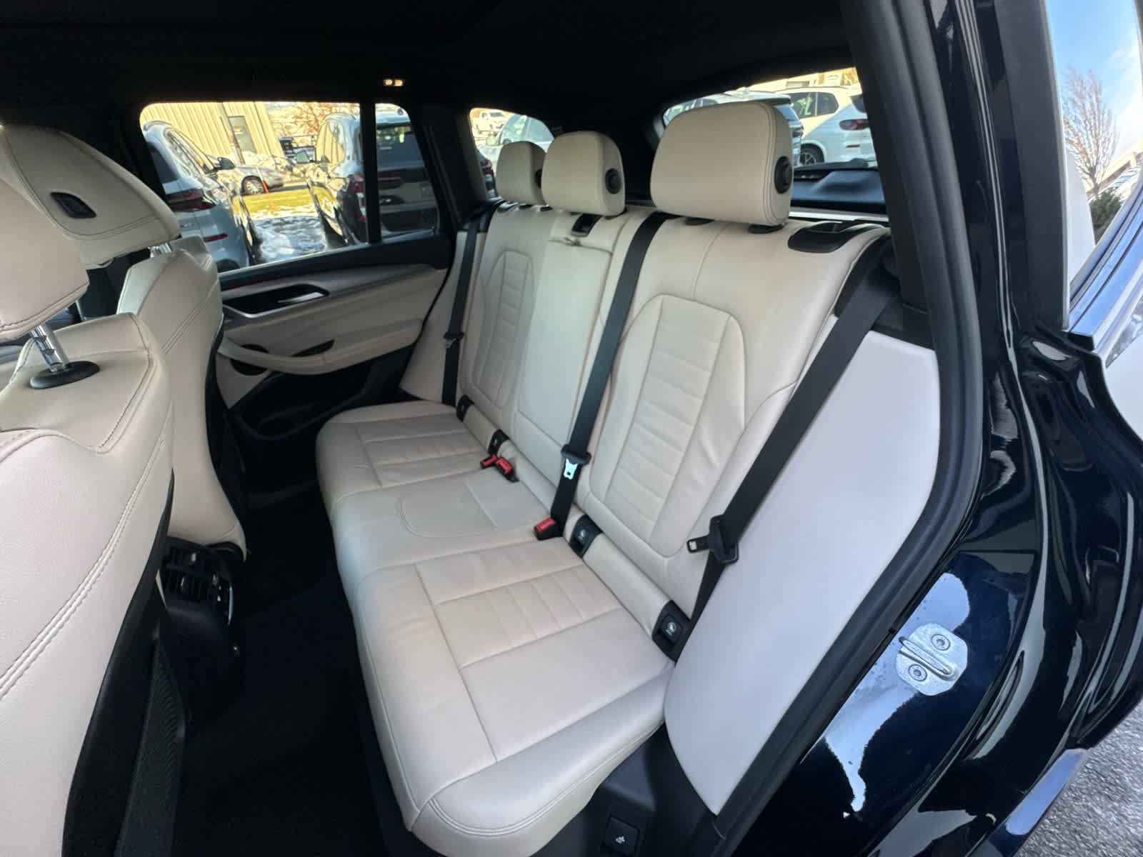 Used 2018 BMW X3 M40i image 15