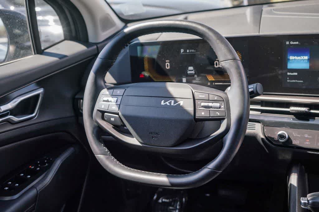 Certified 2026 Kia Sportage EX w/ EX Panorama Roof Package FWD image 14