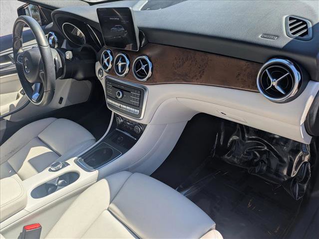 Certified 2018 Mercedes-Benz GLA 250 4MATIC image 19