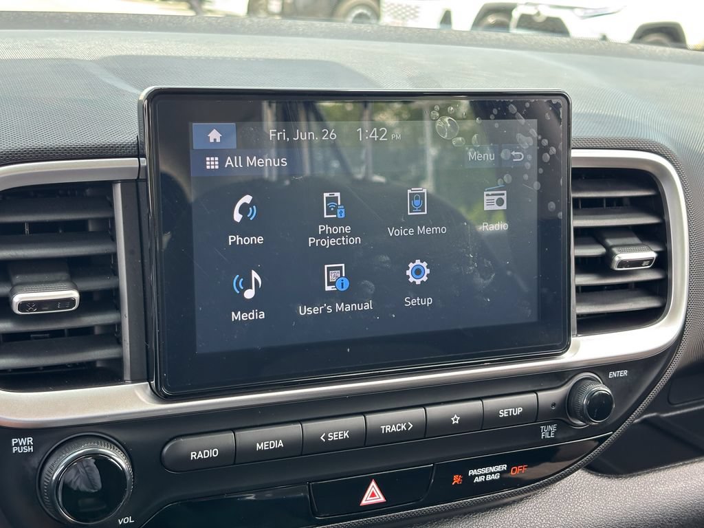 Used 2025 Hyundai Venue SE FWD image 24