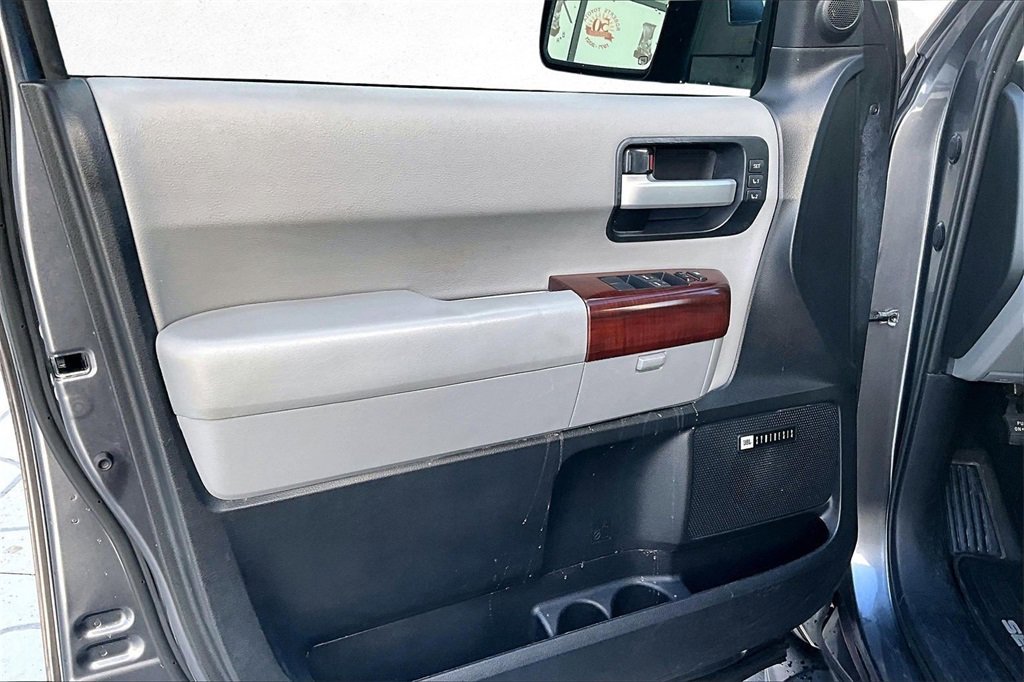 Used 2012 Toyota Sequoia Platinum image 18