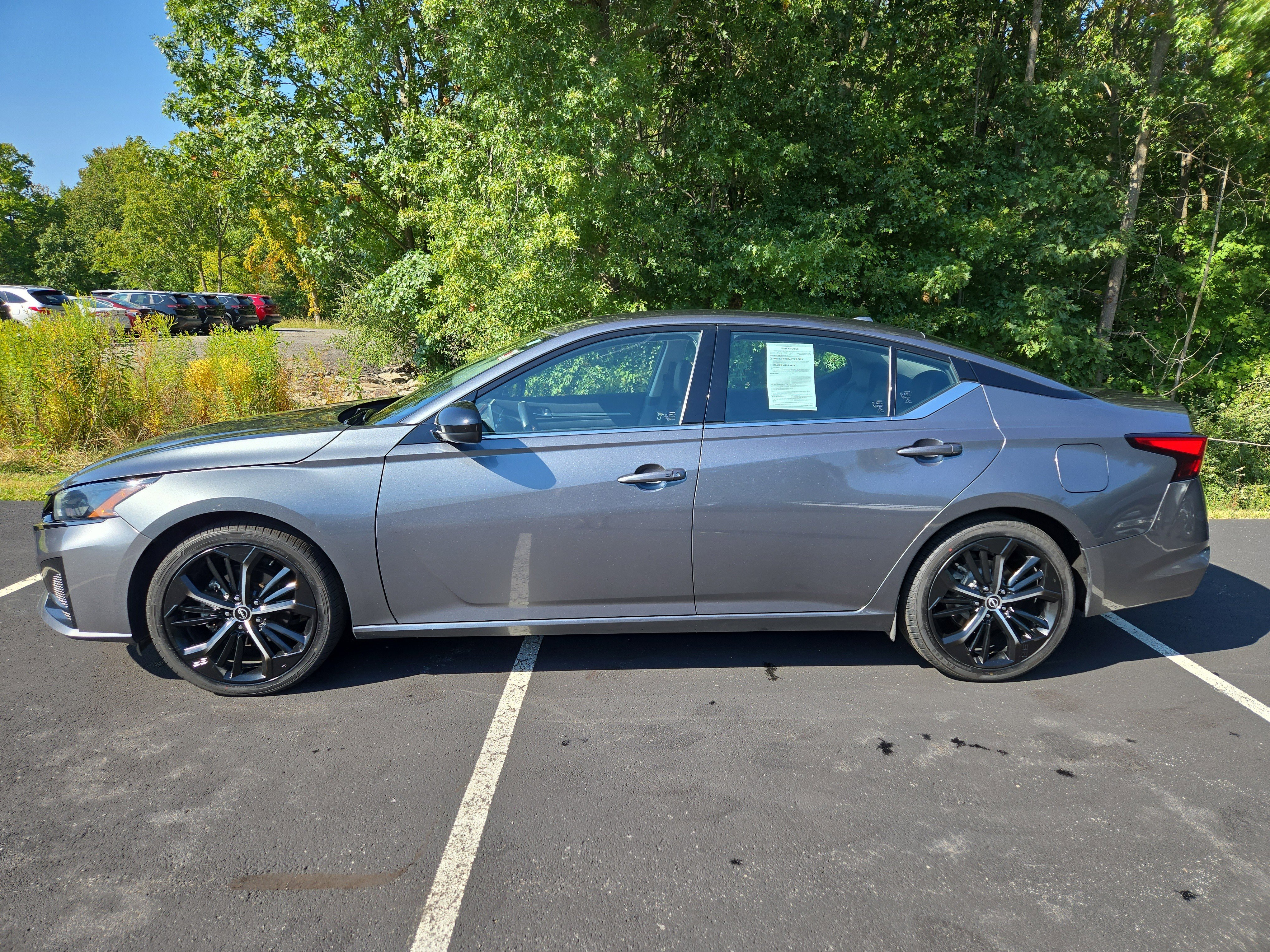 Used 2023 Nissan Altima 2.5 SR image 5