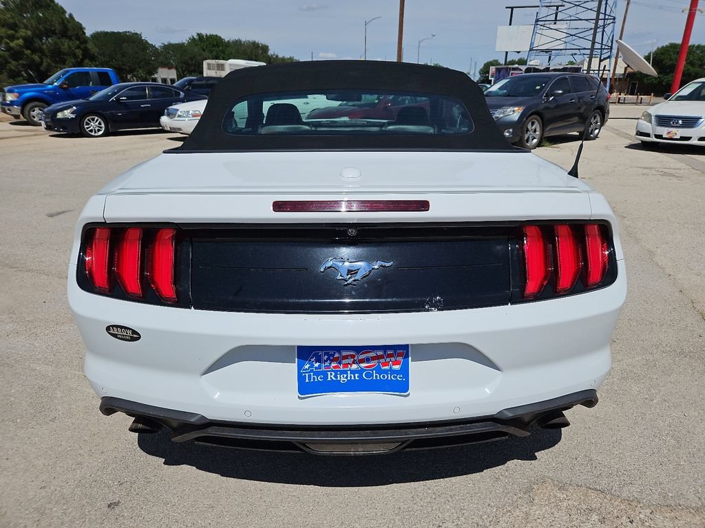 Used 2020 Ford Mustang Premium RWD image 9