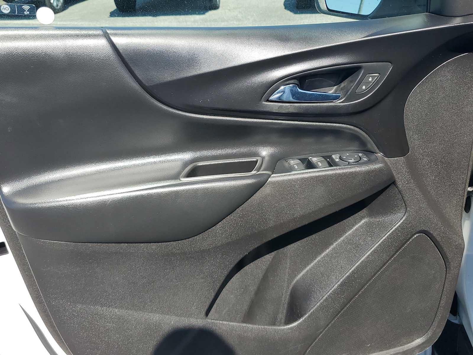 Used 2018 Chevrolet Equinox LT AWD/4WD image 21
