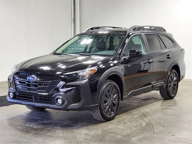 Used 2025 Subaru Outback Onyx Edition image 2
