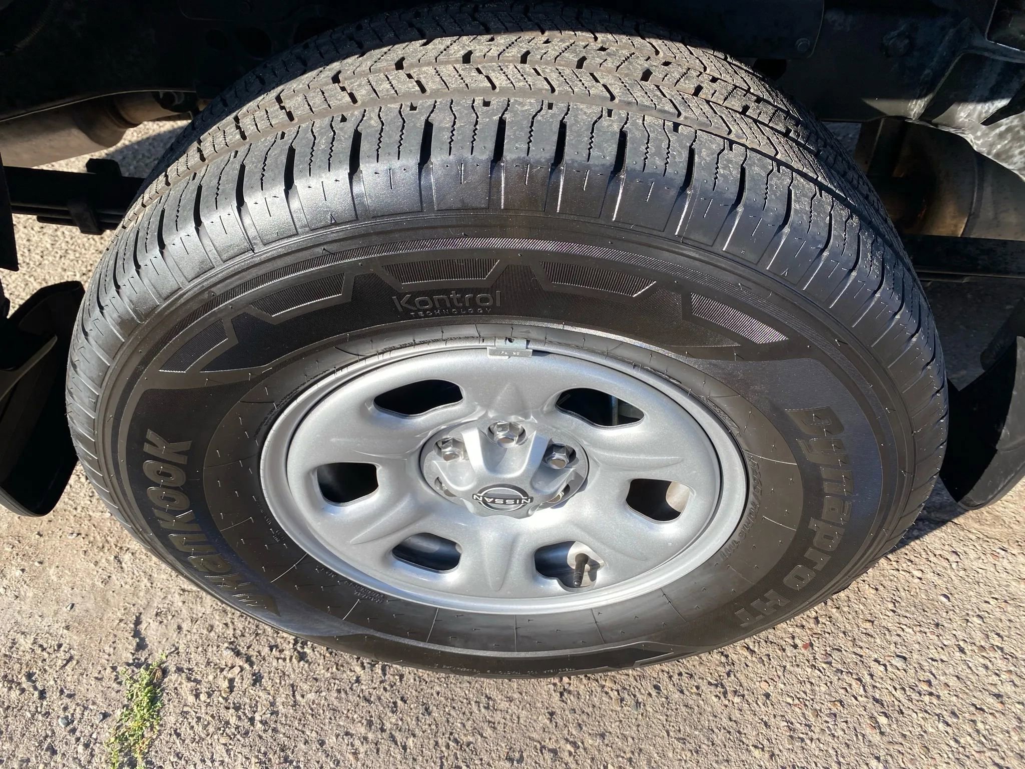 Used 2024 Nissan Frontier S image 21