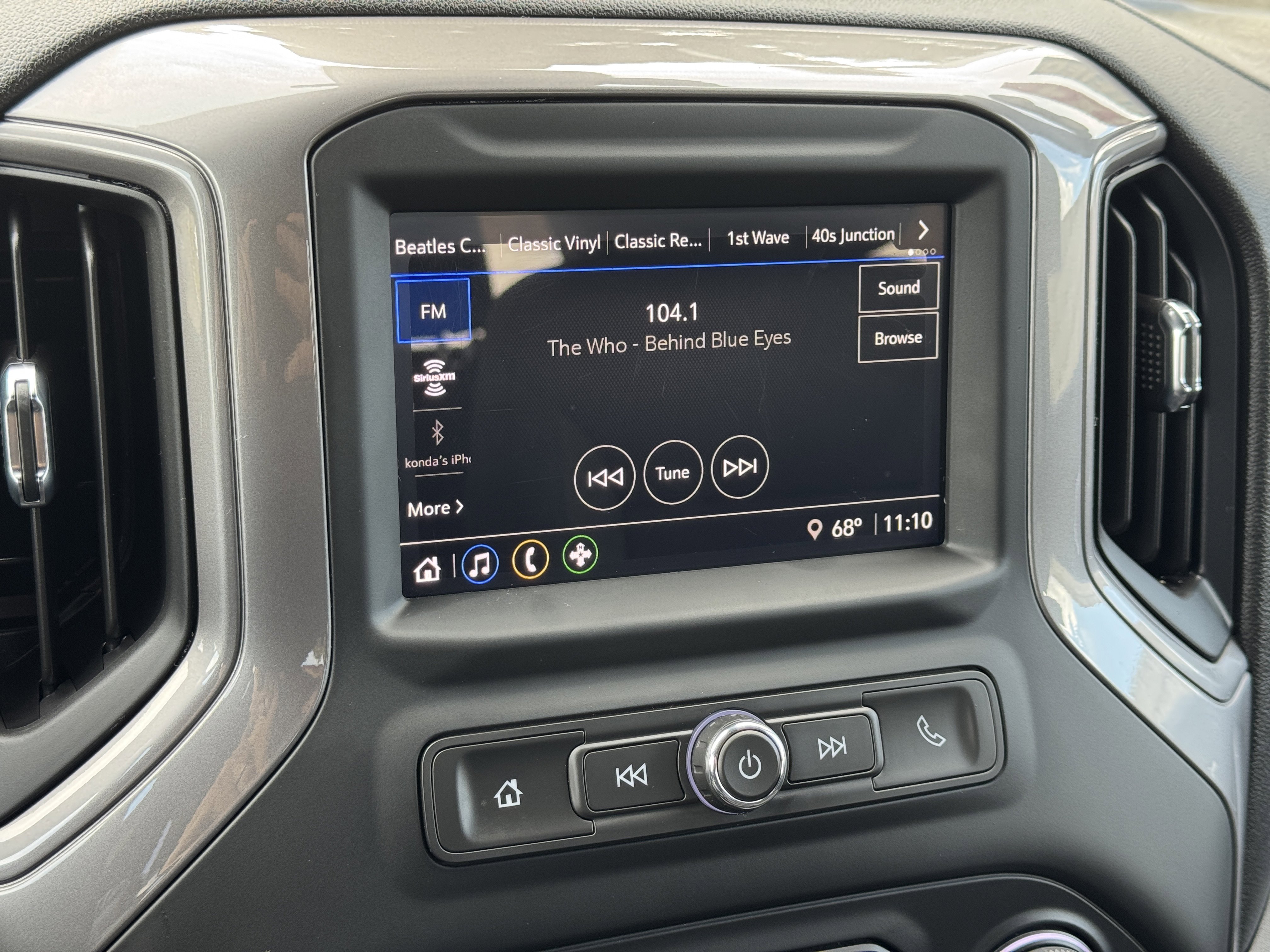 Certified 2022 Chevrolet Silverado 1500 Custom w/ LPO, Dark Essentials Package image 26