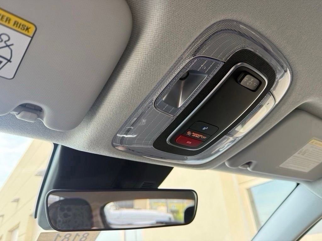 Certified 2025 Hyundai Kona SEL FWD image 20