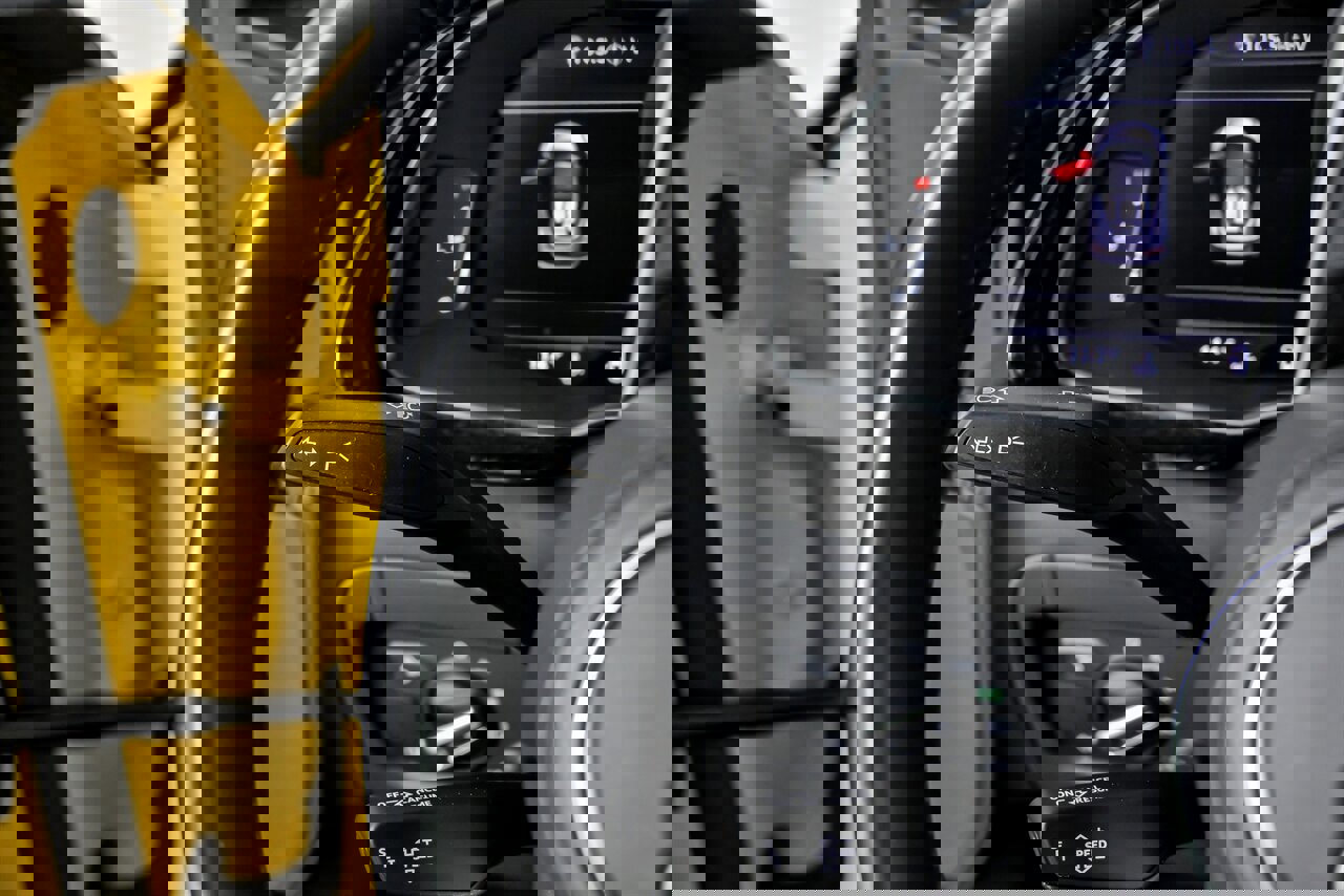 Used 2020 Audi R8 V10 w/ Carbon Exterior Package image 31