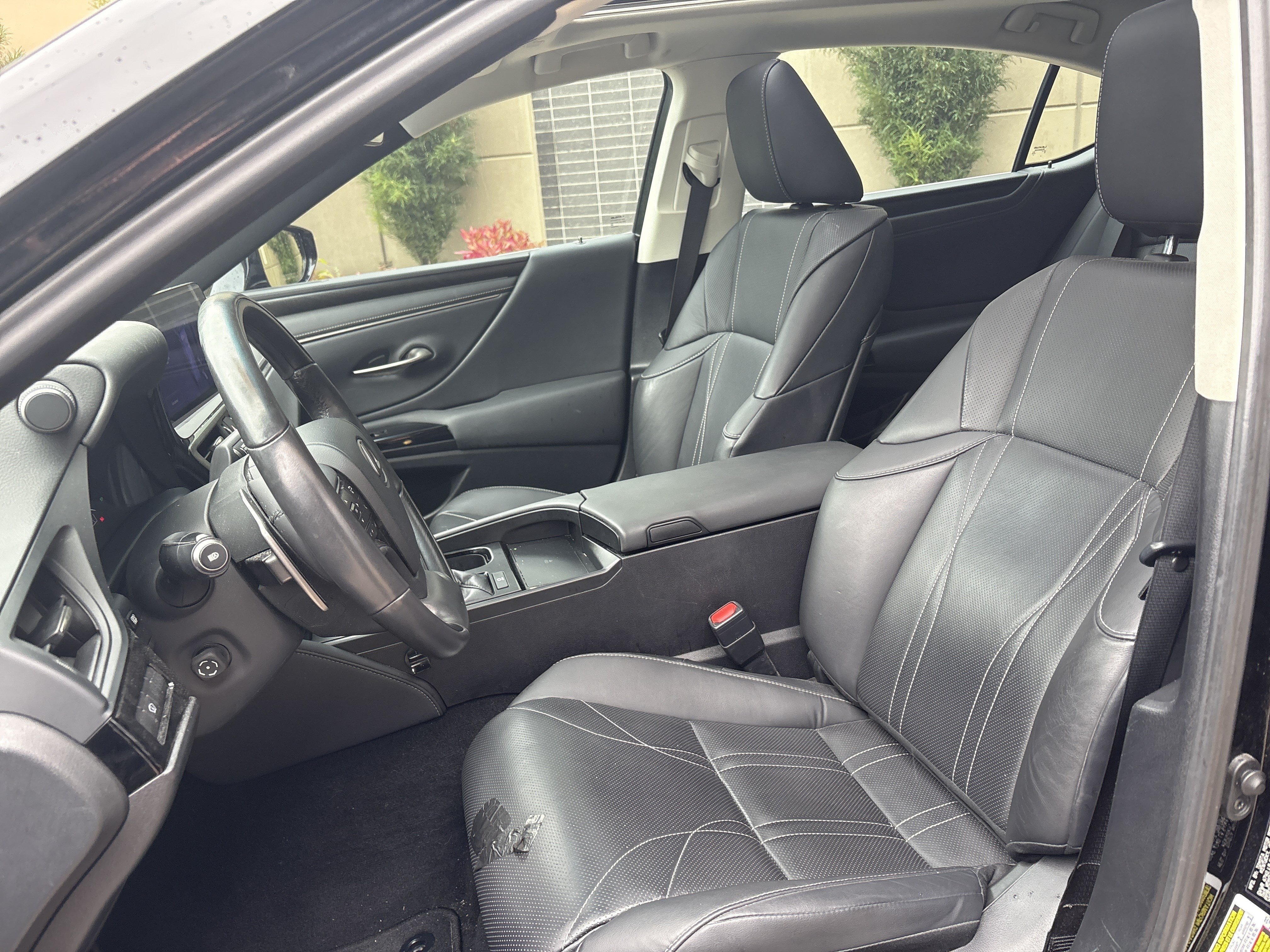 Certified 2023 Lexus ES 350 w/ Accessory Package (Z2) FWD image 16