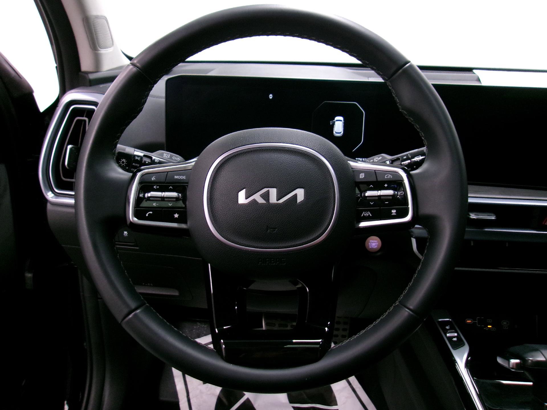 Used 2024 Kia Sorento SX image 8