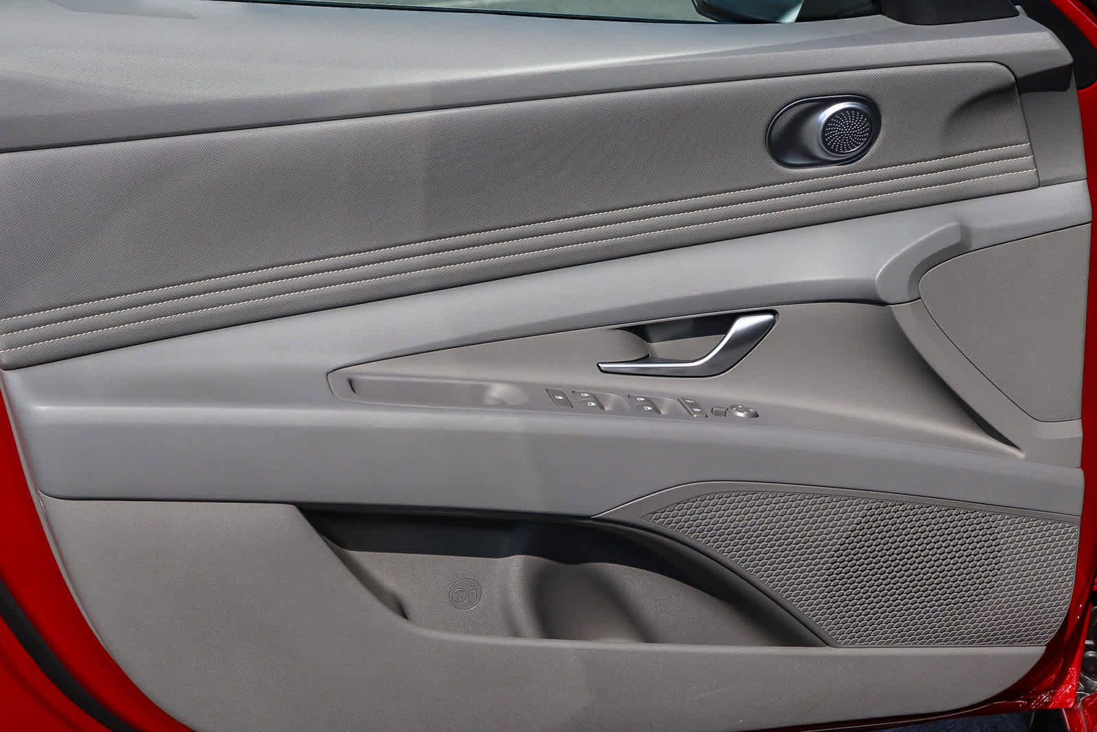 Used 2025 Hyundai Elantra Sport image 24