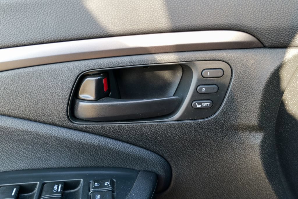 Used 2023 Honda Passport EX-L image 17