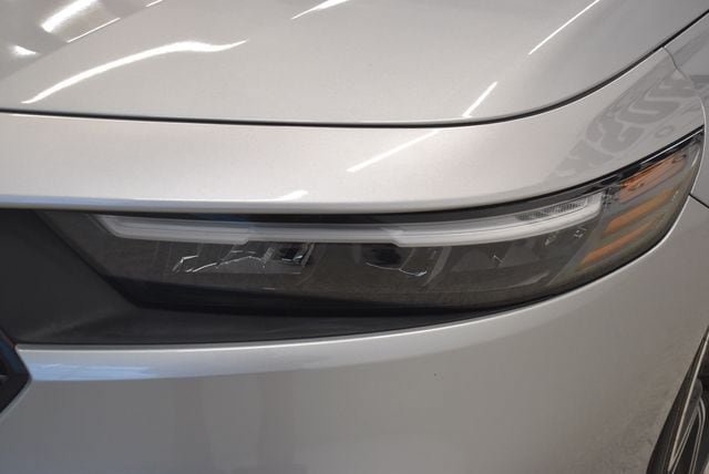 Used 2023 Honda Accord Sport image 15