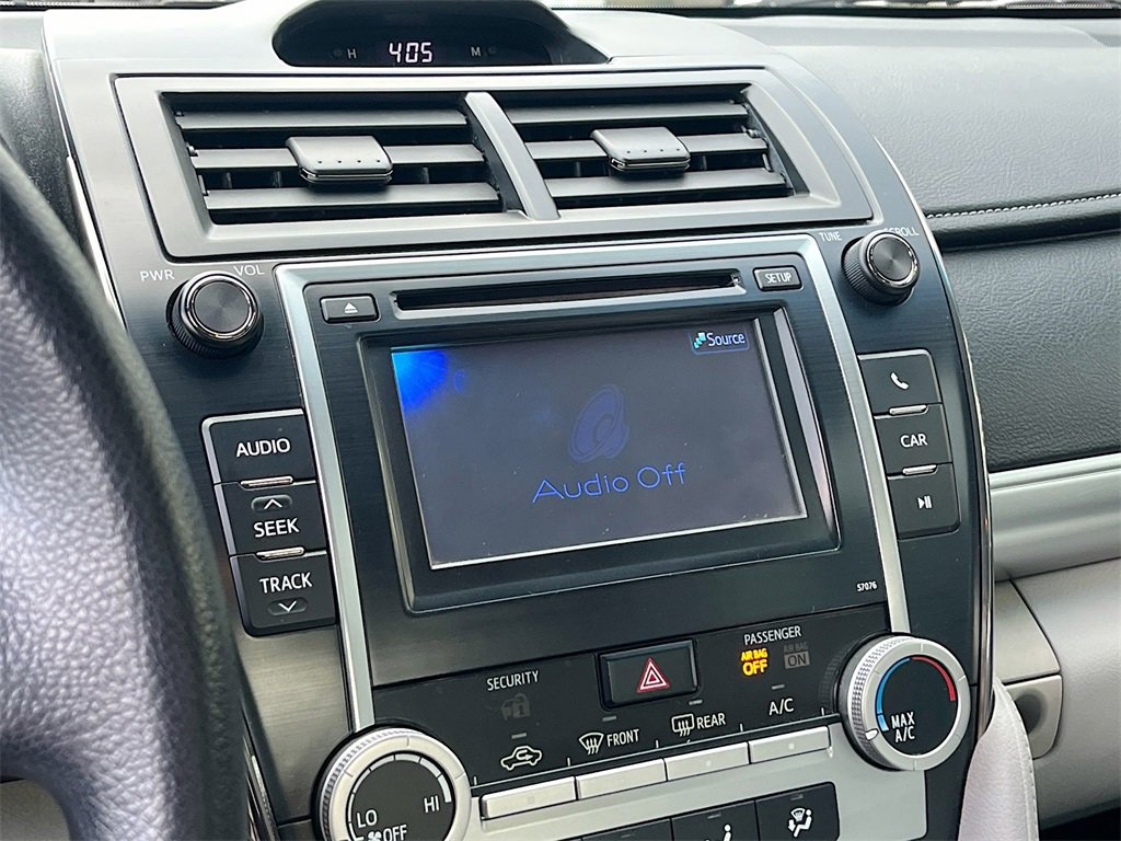 Used 2013 Toyota Camry L image 13