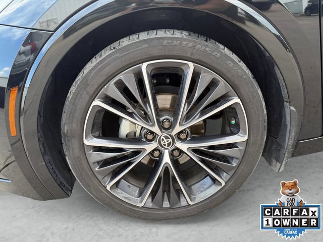Used 2026 Toyota Prius XLE FWD image 23