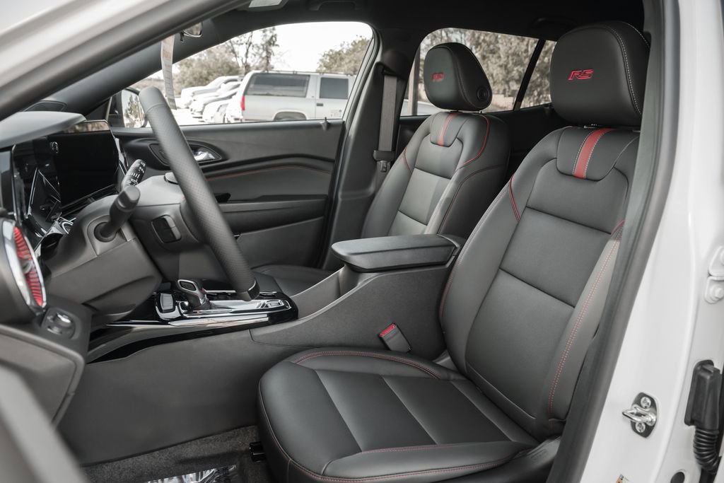 New 2026 Chevrolet Trax RS w/ Driver Confidence Package FWD image 16