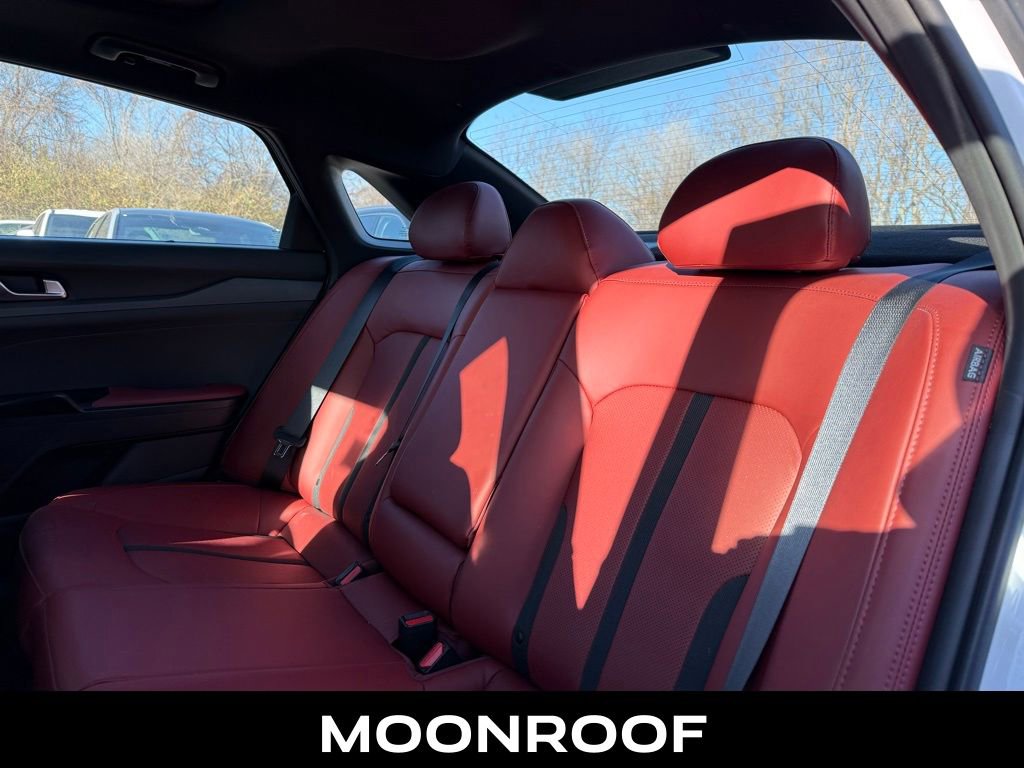 Used 2023 Kia K5 GT-Line image 10