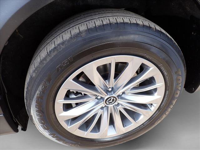 Used 2024 MAZDA CX-90 Plug-In Hybrid w/ Preferred image 7