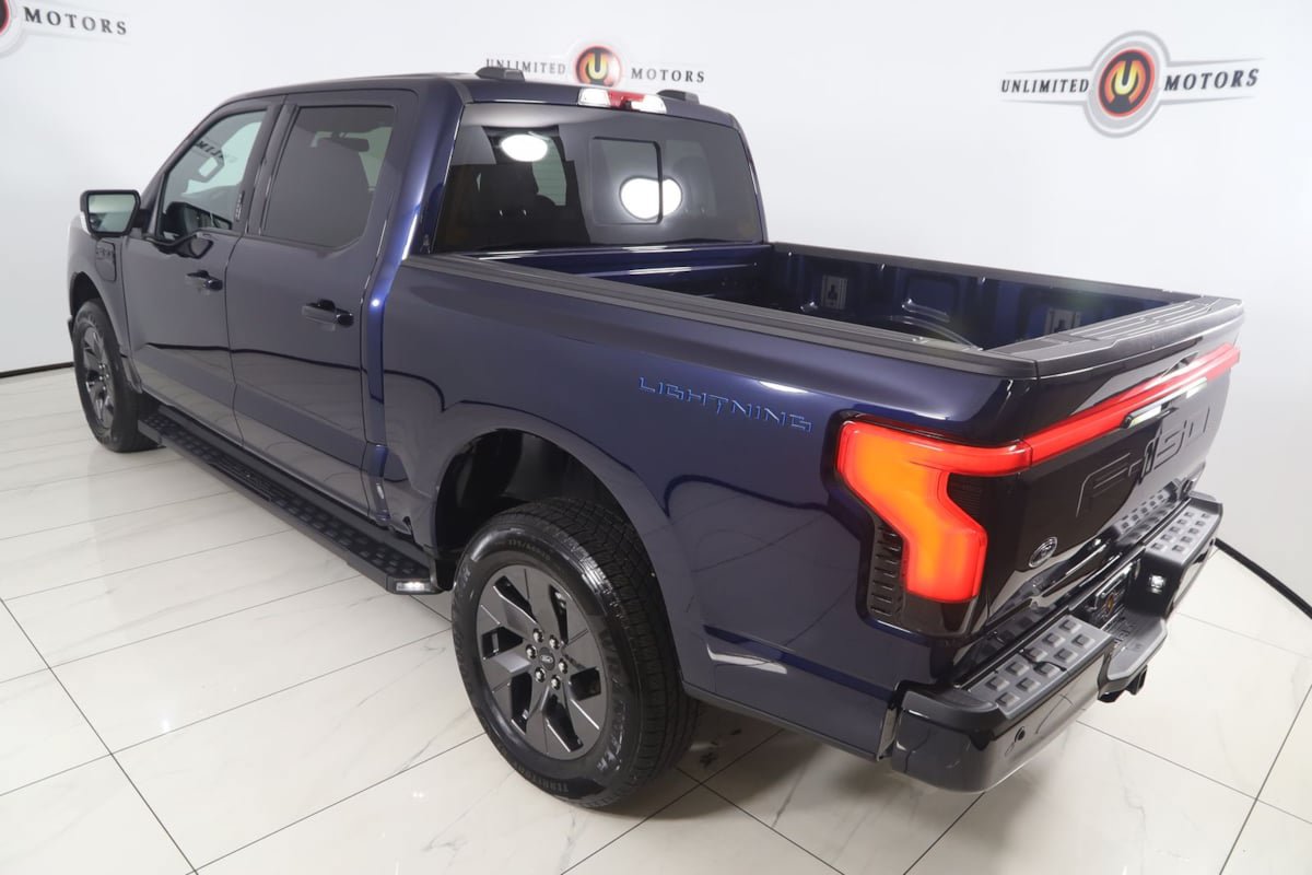 Used 2023 Ford F150 Lightning Lariat AWD/4WD image 51