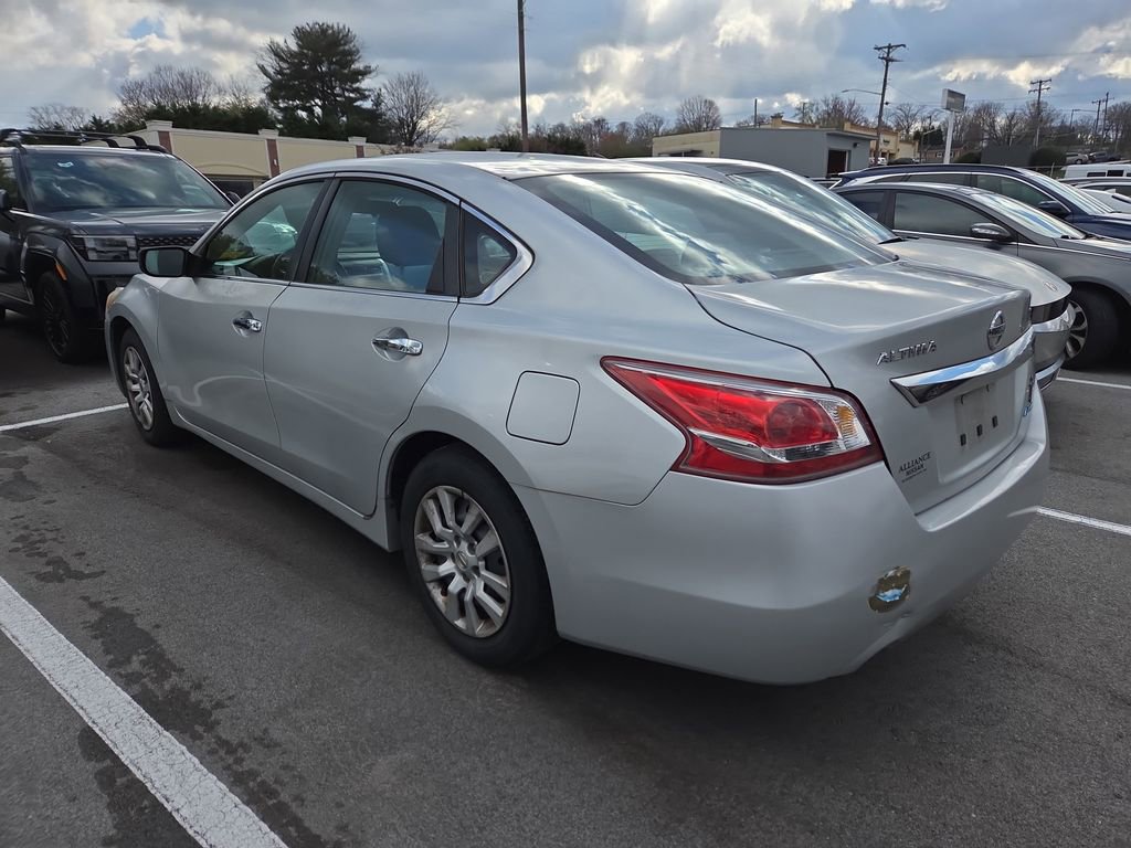 Used 2013 Nissan Altima 2.5 S image 6